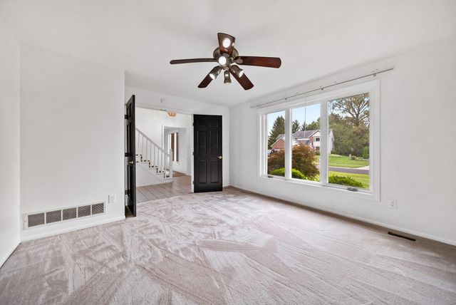 12671 Oakmere Drive, Pickerington, OH 43147