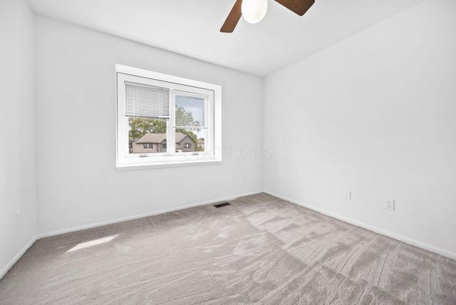 12671 Oakmere Drive, Pickerington, OH 43147