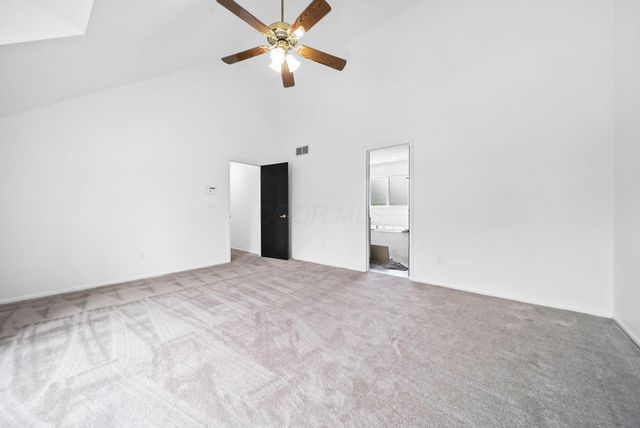 12671 Oakmere Drive, Pickerington, OH 43147