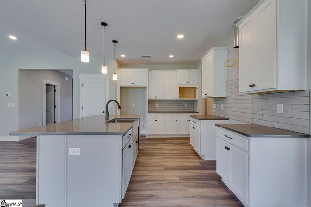 110 Hintons Farms Drive, Easley, SC 29640