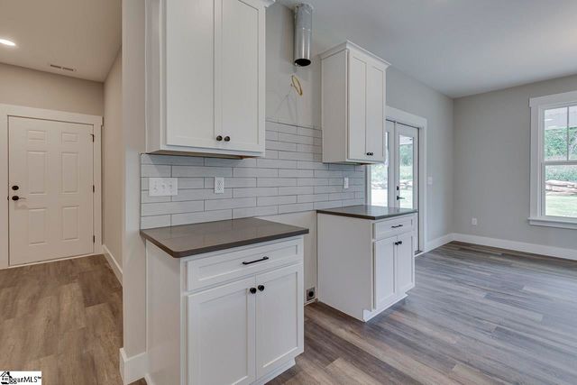 110 Hintons Farms Drive, Easley, SC 29640