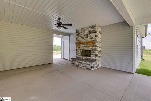 110 Hintons Farms Drive, Easley, SC 29640