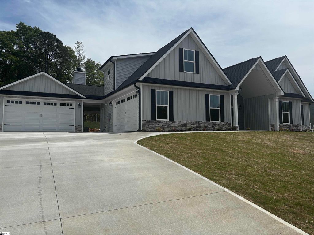 110 Hintons Farms Drive, Easley, SC 29640
