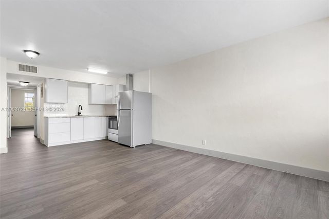 1715 N 16th Ave 111, Hollywood, FL 33020