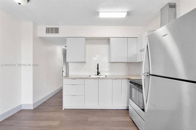 1715 N 16th Ave 111, Hollywood, FL 33020
