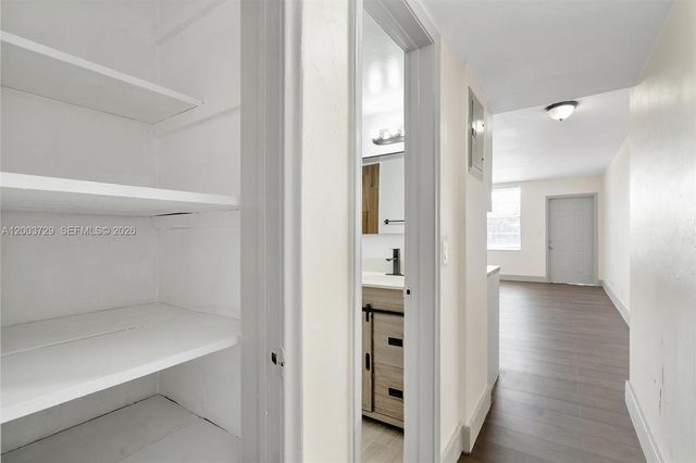 1715 N 16th Ave 111, Hollywood, FL 33020