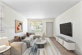 1715 N 16th Ave 111, Hollywood, FL 33020