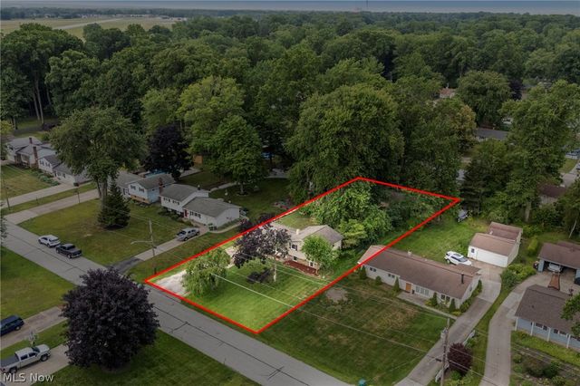 6472 Southgrove Road, Mentor, OH 44060