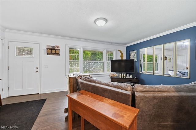 6472 Southgrove Road, Mentor, OH 44060