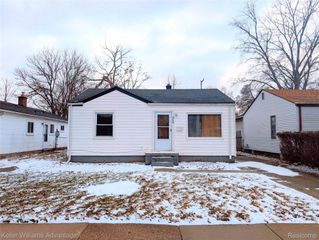 8712 Ford Avenue, Warren, MI 48089