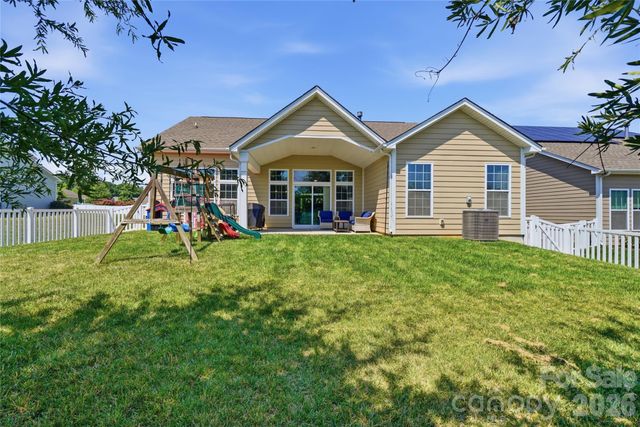 294 Robinwood Lane, Clover, SC 29710
