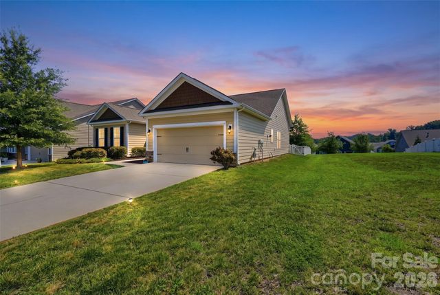 294 Robinwood Lane, Clover, SC 29710