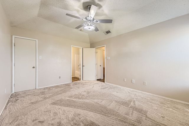 537 Marybeth Drive, Burleson, TX 76028