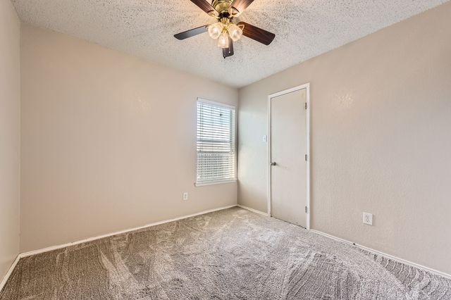 537 Marybeth Drive, Burleson, TX 76028