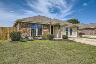 537 Marybeth Drive, Burleson, TX 76028