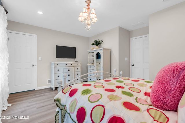 24 Smock Court, Manalapan, NJ 07726