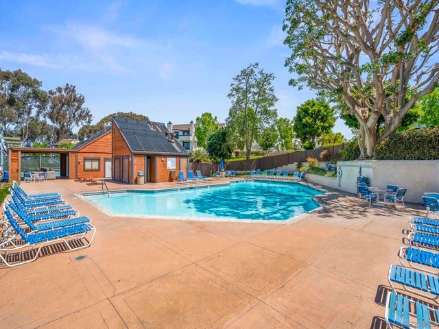 3825 Caminito Litoral 212, San Diego, CA 92107