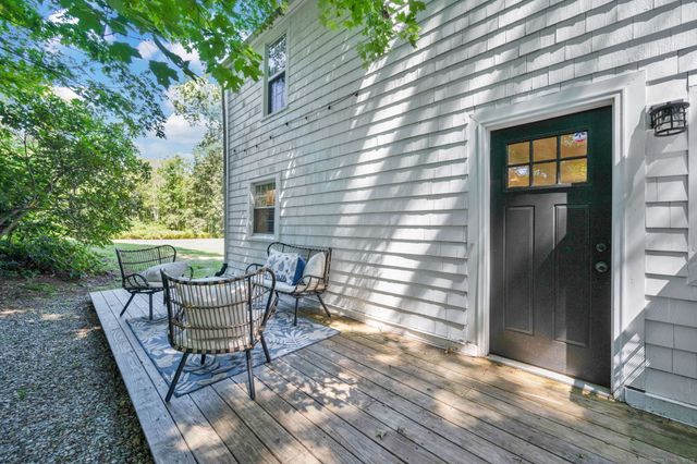 253 Mashamoquet Road, Pomfret, CT 06259