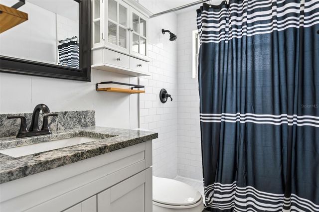 9007 TREE VALLEY CIRCLE, Tampa, FL 33615