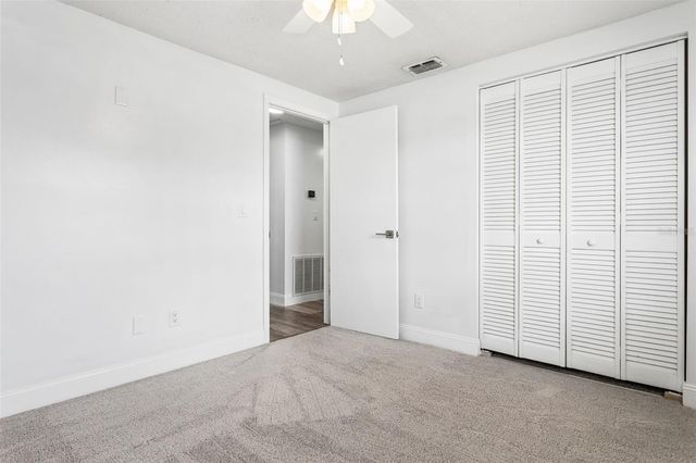 9007 TREE VALLEY CIRCLE, Tampa, FL 33615