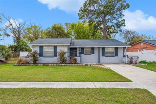 9007 TREE VALLEY CIRCLE, Tampa, FL 33615
