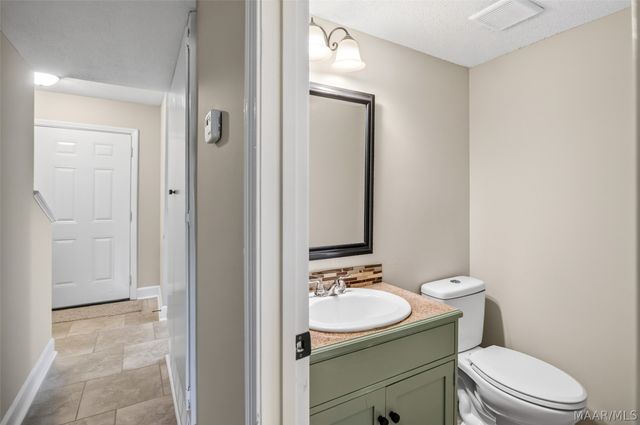 507 SADDLEWOOD Lane, Montgomery, AL 36109