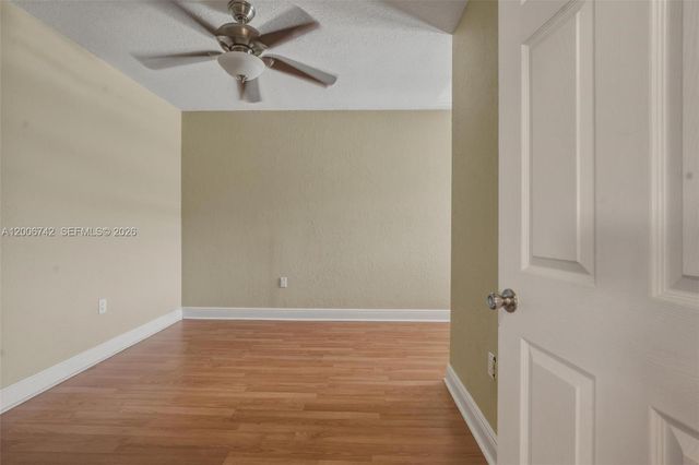 16613 NW 71st Ave, Miami Lakes, FL 33014