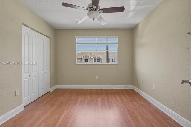 16613 NW 71st Ave, Miami Lakes, FL 33014