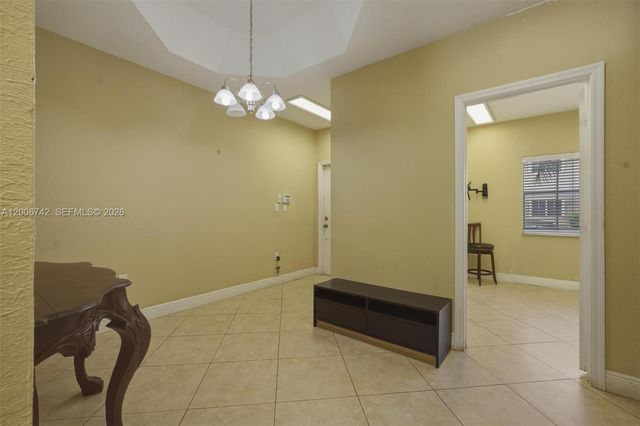 16613 NW 71st Ave, Miami Lakes, FL 33014