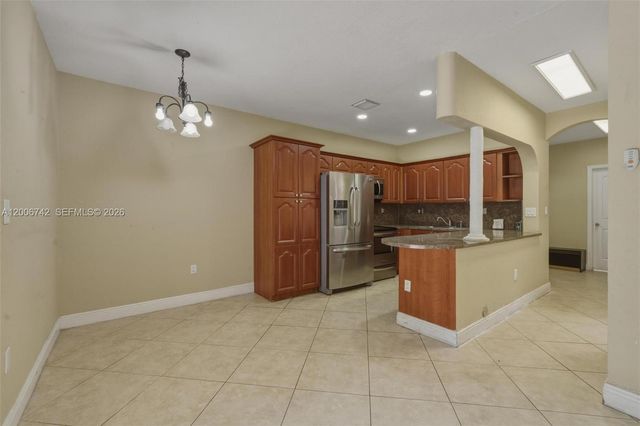 16613 NW 71st Ave, Miami Lakes, FL 33014