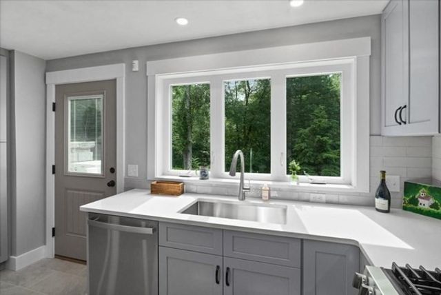 14 Norway Farms Dr Rear, Norfolk, MA 02056