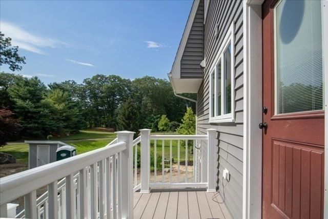 14 Norway Farms Dr Rear, Norfolk, MA 02056