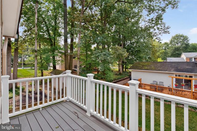 8811 HAYLOAD CT, Springfield, VA 22153