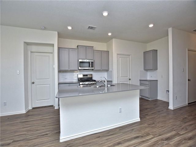 21413 Wilmiller LN, Pflugerville, TX 78660