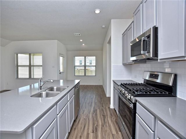 21413 Wilmiller LN, Pflugerville, TX 78660
