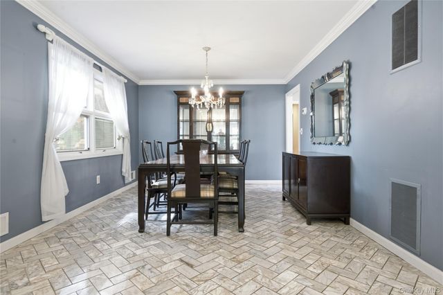17 Little Brook Lane, New City, NY 10956