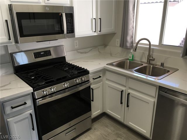 4555 East Sahara Avenue 226, Las Vegas, NV 89104