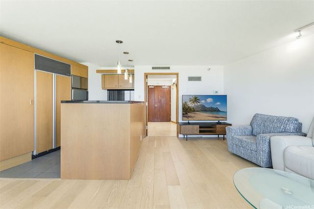 1330 Ala Moana Boulevard 1204, Honolulu, HI 96814