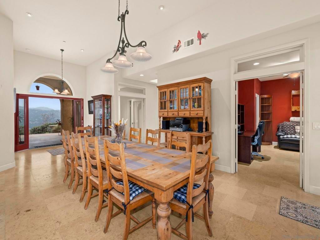 Image 25 of property listing at 17922 Sierra Cielo Ln, Jamul, CA 91935