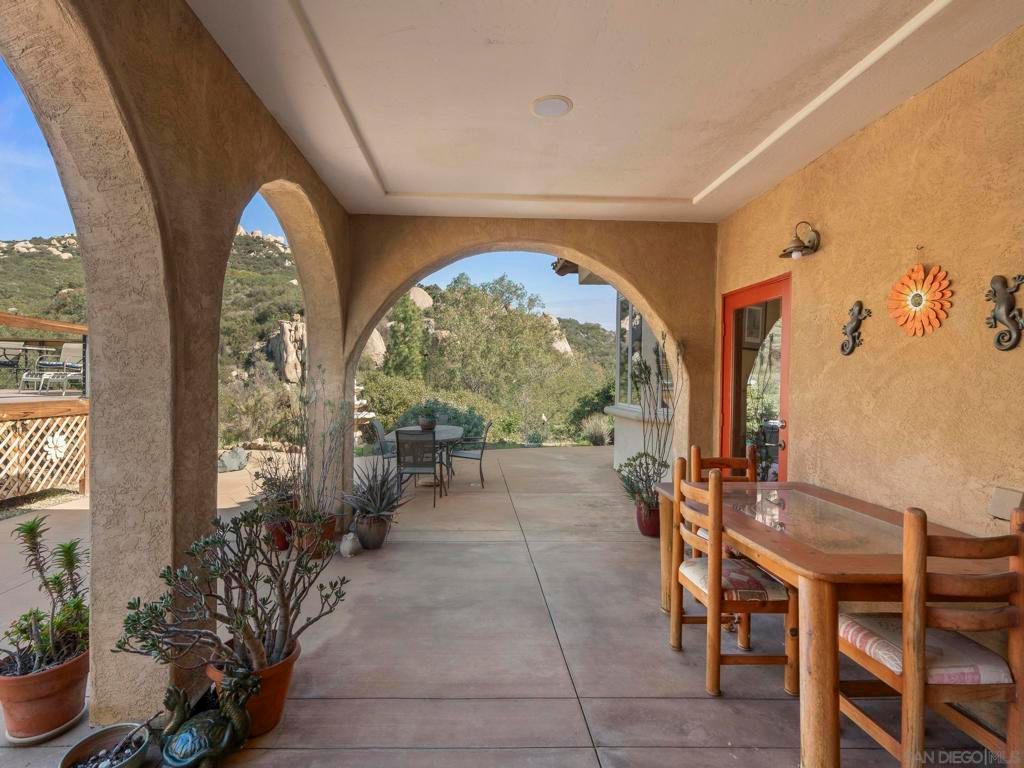 Image 50 of property listing at 17922 Sierra Cielo Ln, Jamul, CA 91935