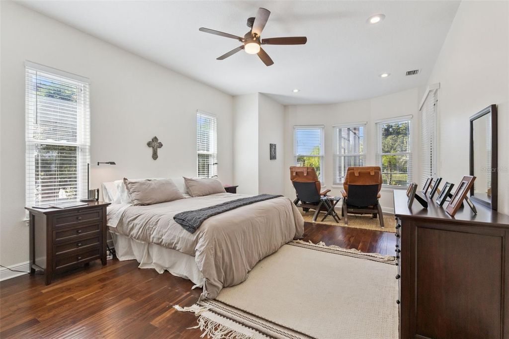 Image 16 of property listing at 3832 HUNTERS ISLE DRIVE, Orlando, FL 32837