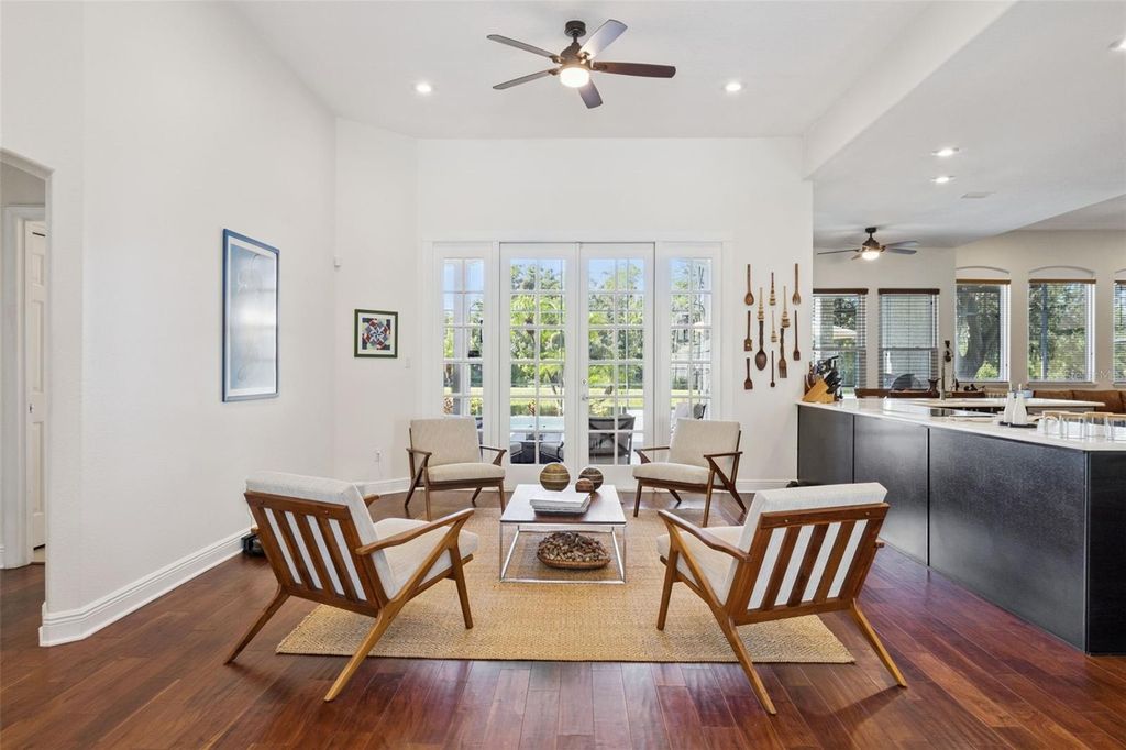Image 4 of property listing at 3832 HUNTERS ISLE DRIVE, Orlando, FL 32837