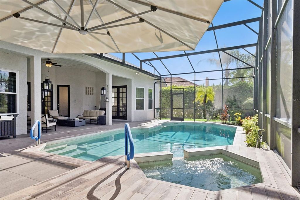 Image 39 of property listing at 3832 HUNTERS ISLE DRIVE, Orlando, FL 32837