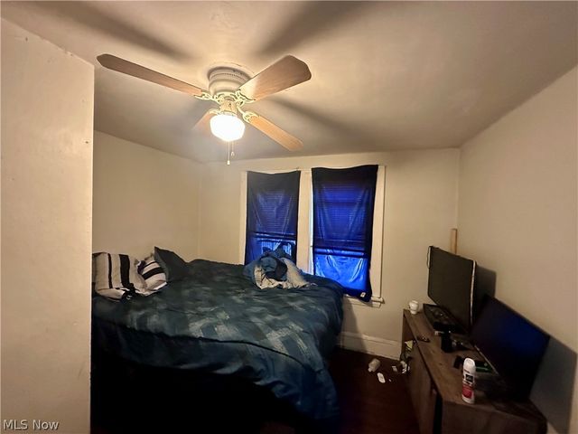 1127 East Avenue, Akron, OH 44307