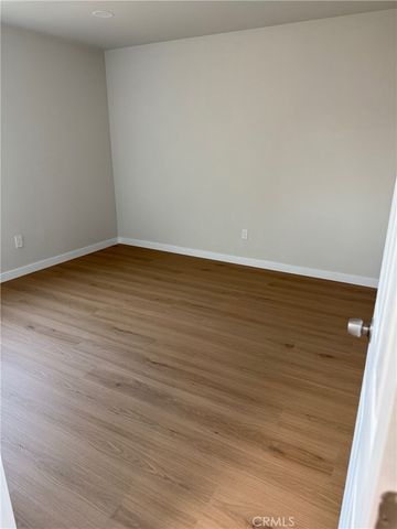 1321 S Standard B, Santa Ana, CA 92707