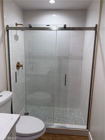 1321 S Standard B, Santa Ana, CA 92707