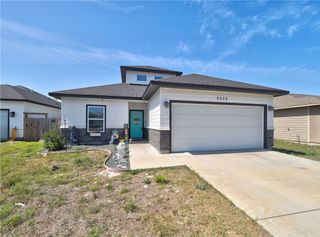 2050 Admiral Lane, Aransas Pass, TX 78336