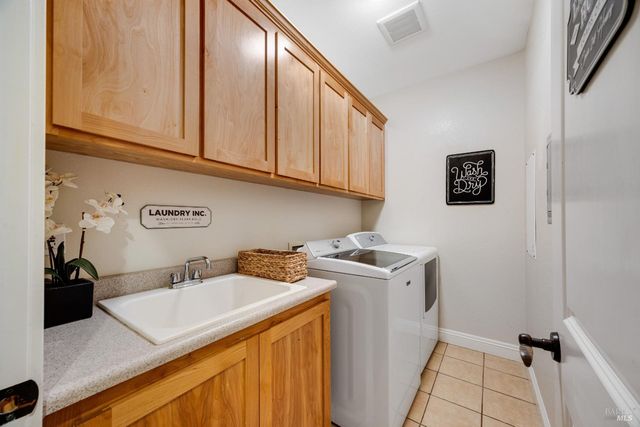 1888 Brush Creek Rd, Santa Rosa, CA 95404