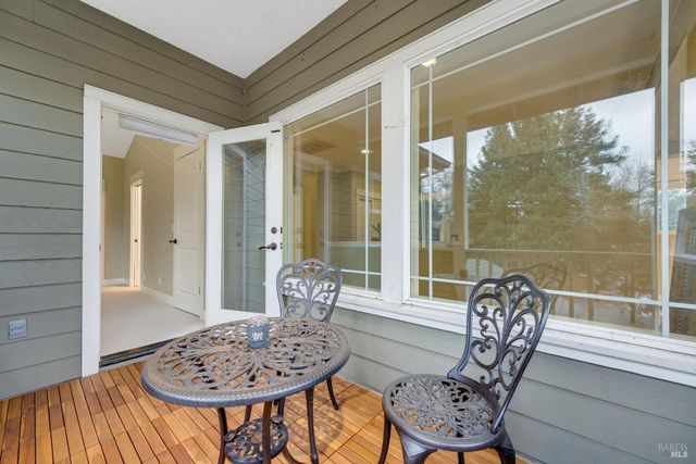 1888 Brush Creek Rd, Santa Rosa, CA 95404