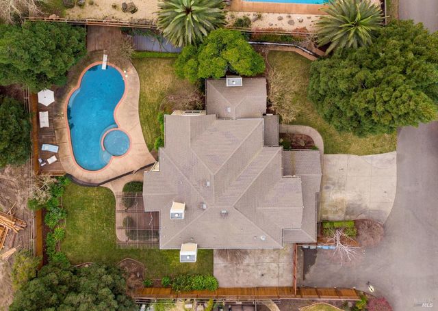 1888 Brush Creek Rd, Santa Rosa, CA 95404